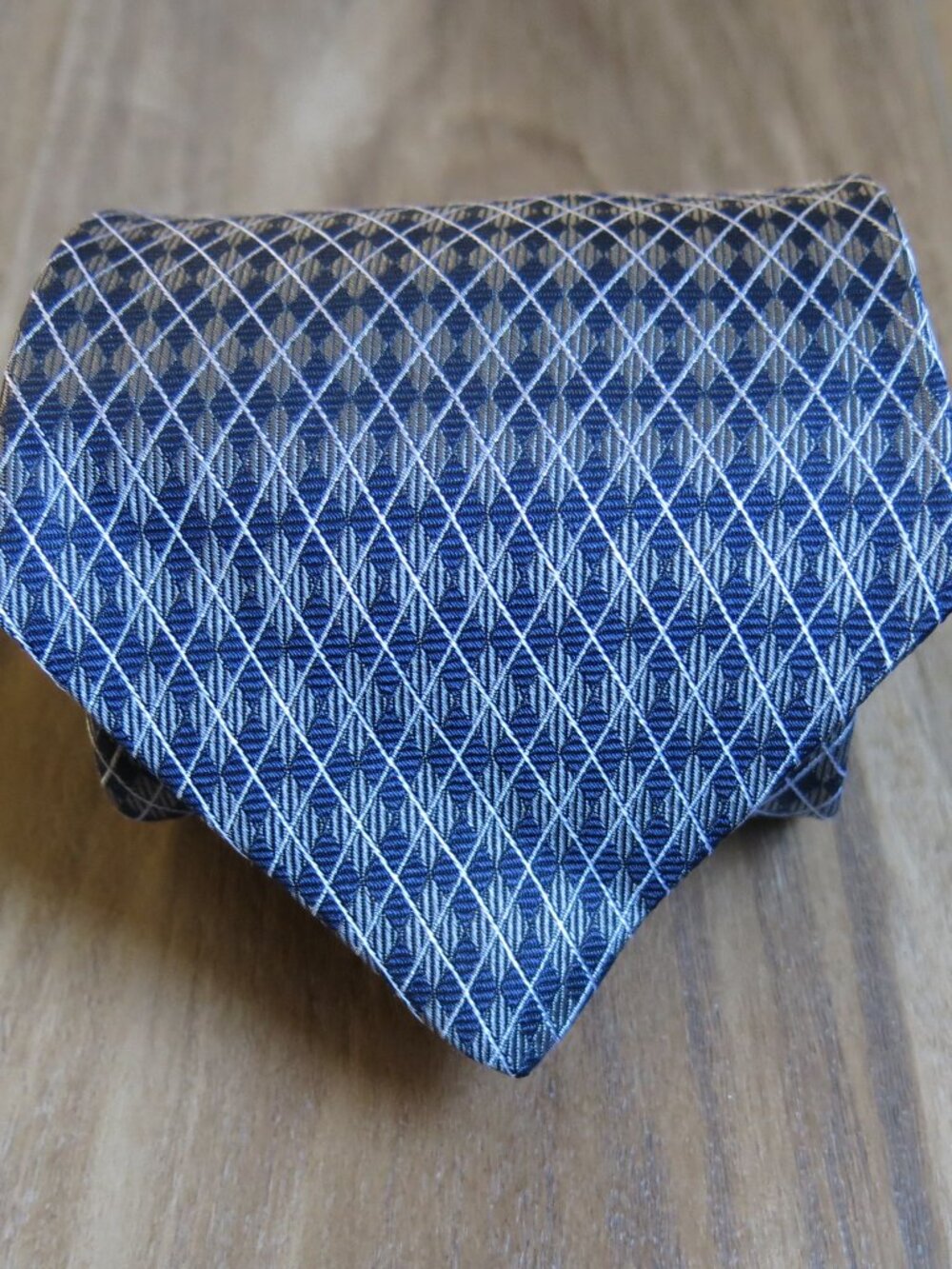 Brooks Brothers 346 Stain Resistant Multi Color Print Pure Silk Men's Neck Tie